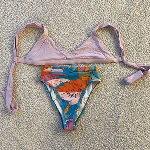 Bikini pink top, tropical bottom